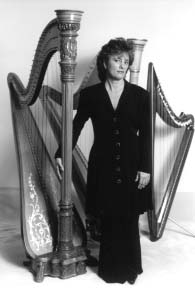 Michelle and her harps before a wedding - 24812 Bytes